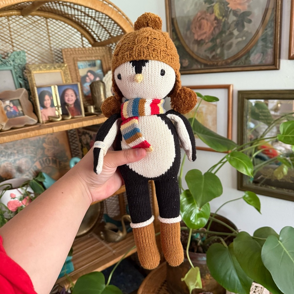 Cuddle + kind Everest the Penguin plush doll